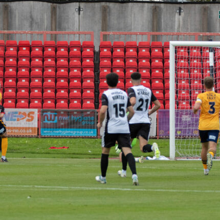 Gateshead 1-3 Woking