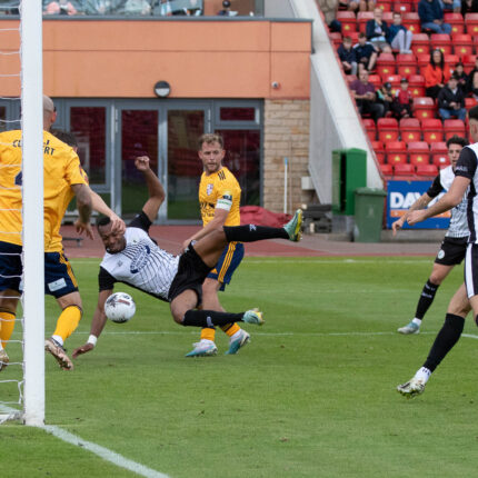 Gateshead 1-3 Woking