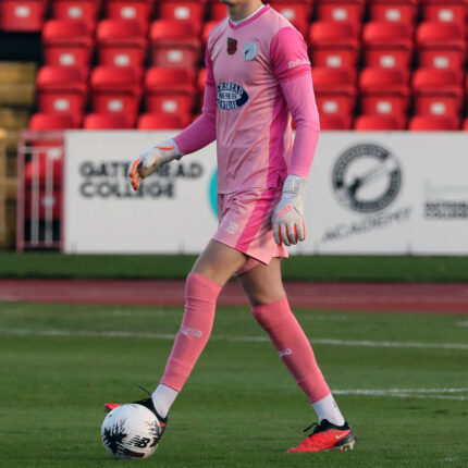 Gateshead 6-0 Dorking Wanderers