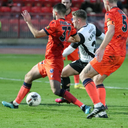 Gateshead 6-0 Dorking Wanderers