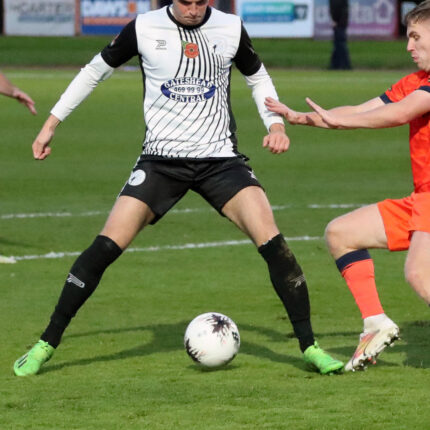 Gateshead 6-0 Dorking Wanderers