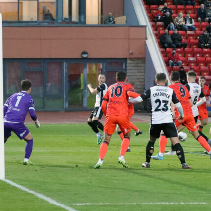 Gateshead 6-0 Dorking Wanderers