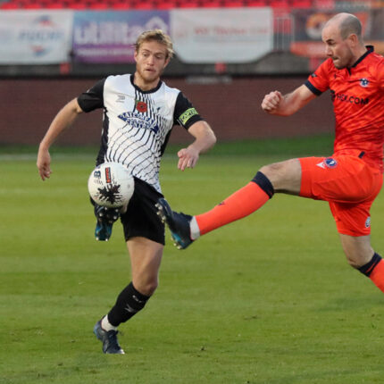 Gateshead 6-0 Dorking Wanderers