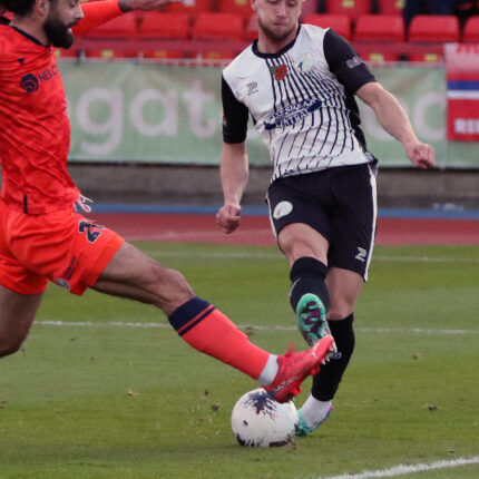 Gateshead 6-0 Dorking Wanderers