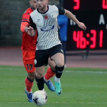 Gateshead 6-0 Dorking Wanderers