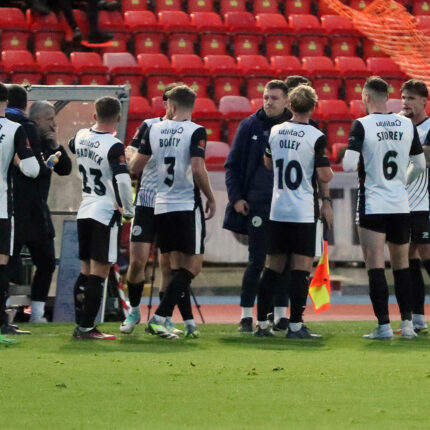 Gateshead 6-0 Dorking Wanderers