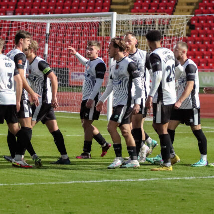 Gateshead 6-0 Dorking Wanderers