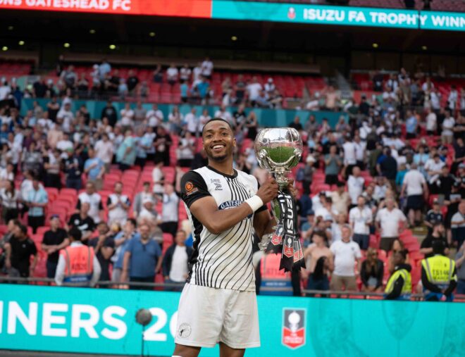 Marcus Dinanga completes permanent transfer to Bromley